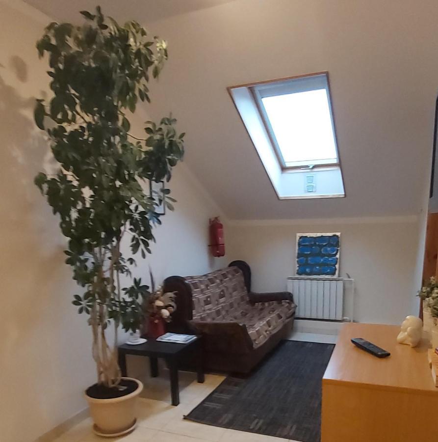 Tiesiog Hostelis Salcininkai Bagian luar foto